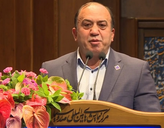 احد عظیم زاده در اجلاس سراسری چهره های ماندگار عنوان کرد :