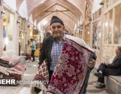 واگذاری سهم بازار فرش تبریز به رقبای خارجی